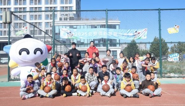 益动京城・体彩梦想训练营开营七天公益陪伴点燃少年运动梦想